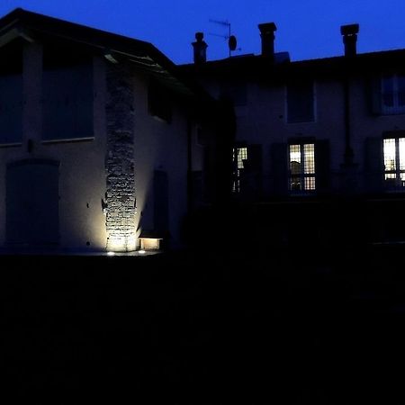 A Casa Lombardo Bed and Breakfast Azzate Kamer foto