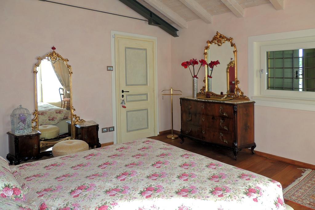 A Casa Lombardo Bed and Breakfast Azzate Kamer foto