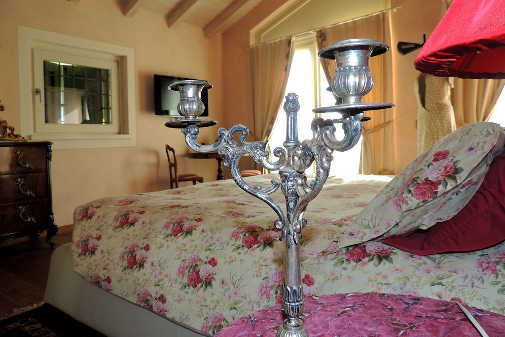 A Casa Lombardo Bed and Breakfast Azzate Kamer foto