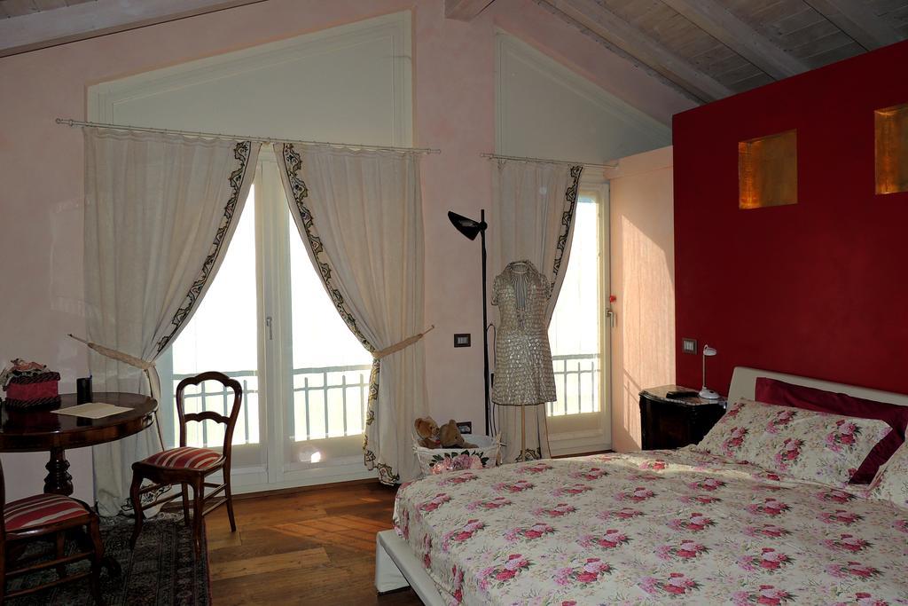 A Casa Lombardo Bed and Breakfast Azzate Kamer foto