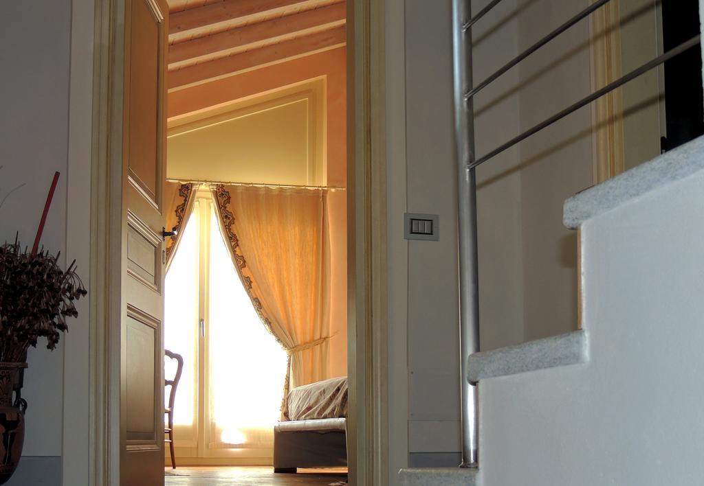 A Casa Lombardo Bed and Breakfast Azzate Kamer foto