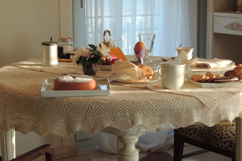 A Casa Lombardo Bed and Breakfast Azzate Kamer foto