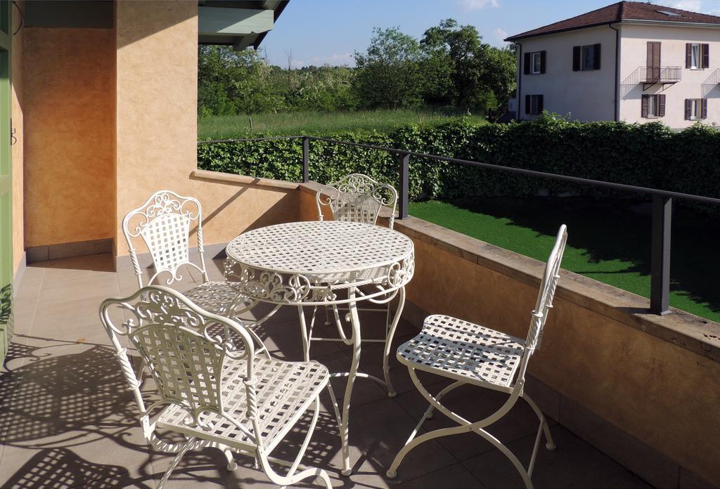 A Casa Lombardo Bed and Breakfast Azzate Kamer foto