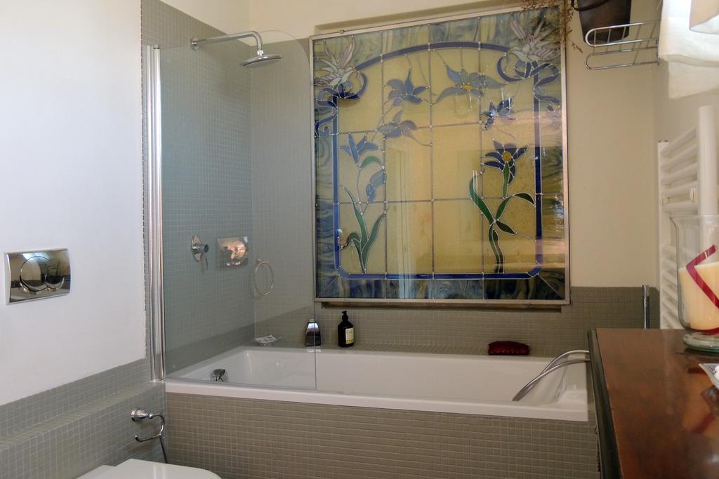 A Casa Lombardo Bed and Breakfast Azzate Kamer foto
