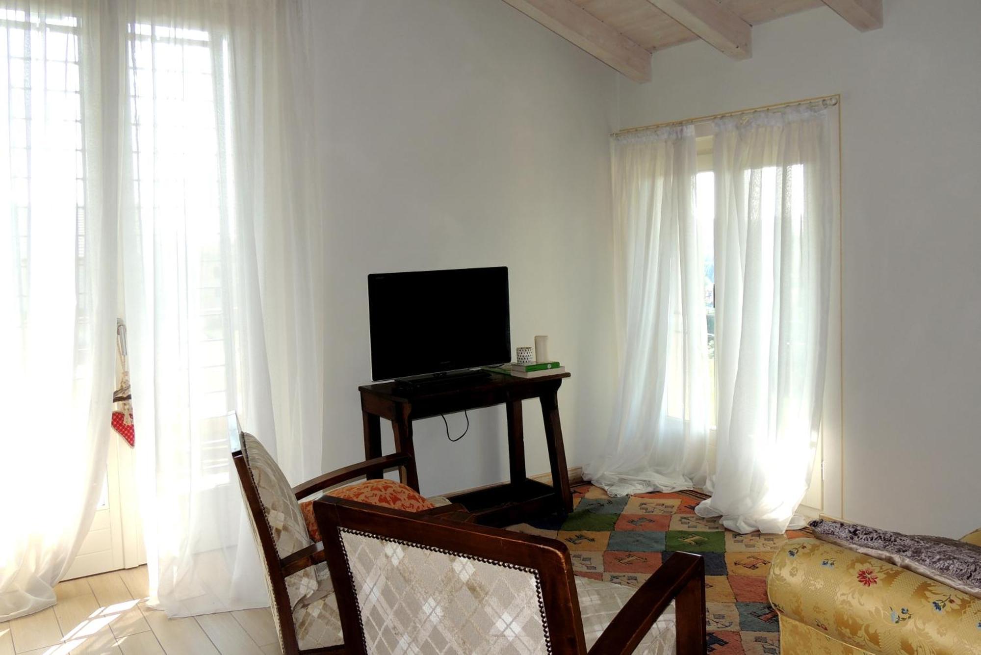 A Casa Lombardo Bed and Breakfast Azzate Buitenkant foto
