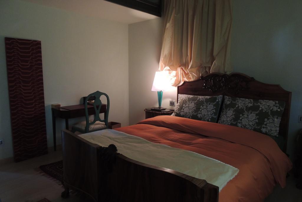A Casa Lombardo Bed and Breakfast Azzate Kamer foto