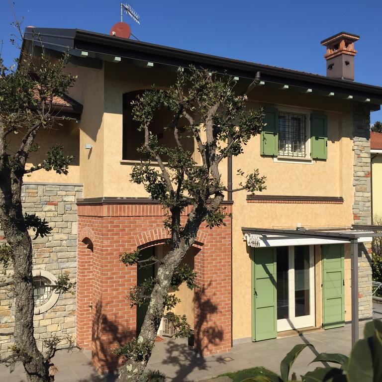 A Casa Lombardo Bed and Breakfast Azzate Kamer foto